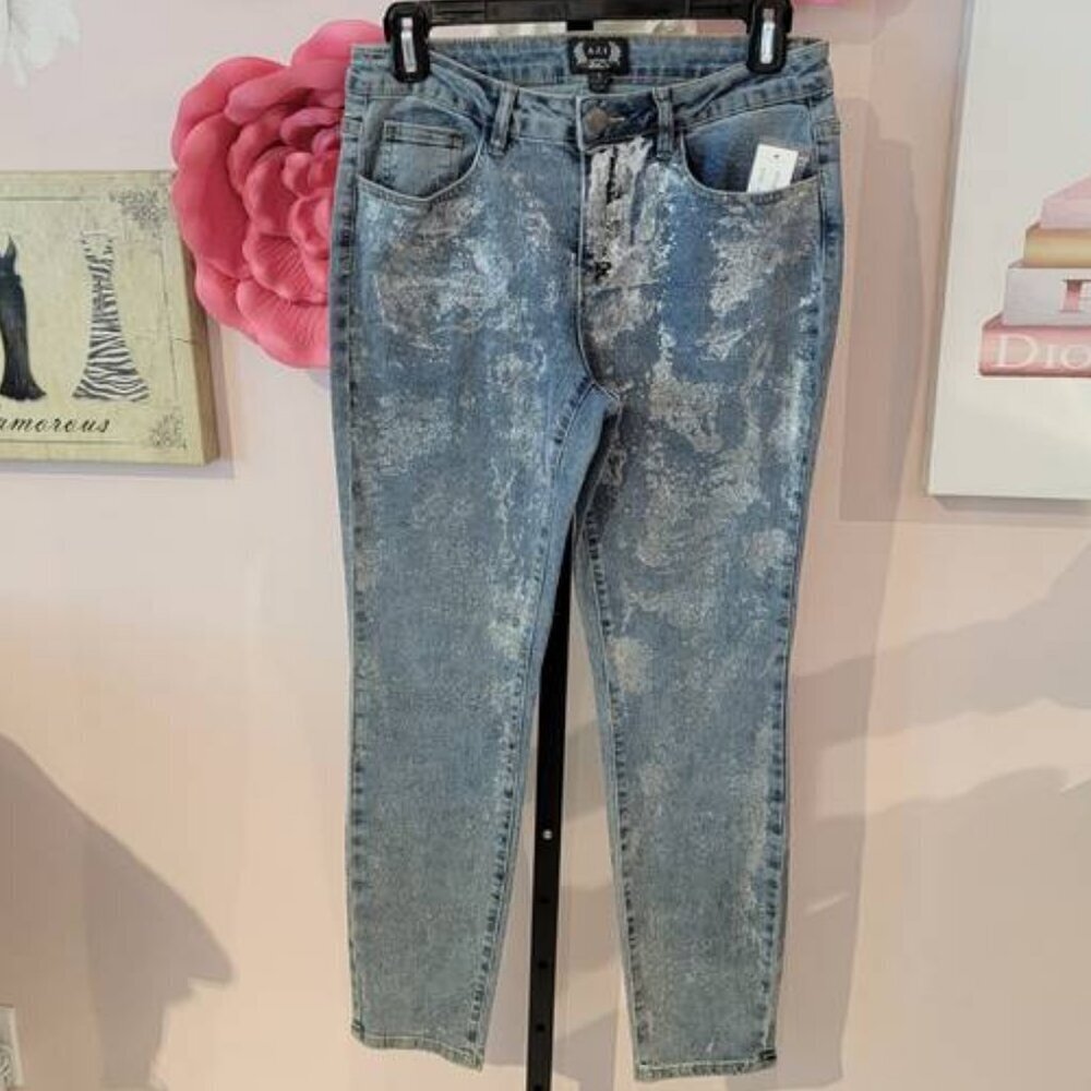 NWT AZI Jeans with Silver Foil